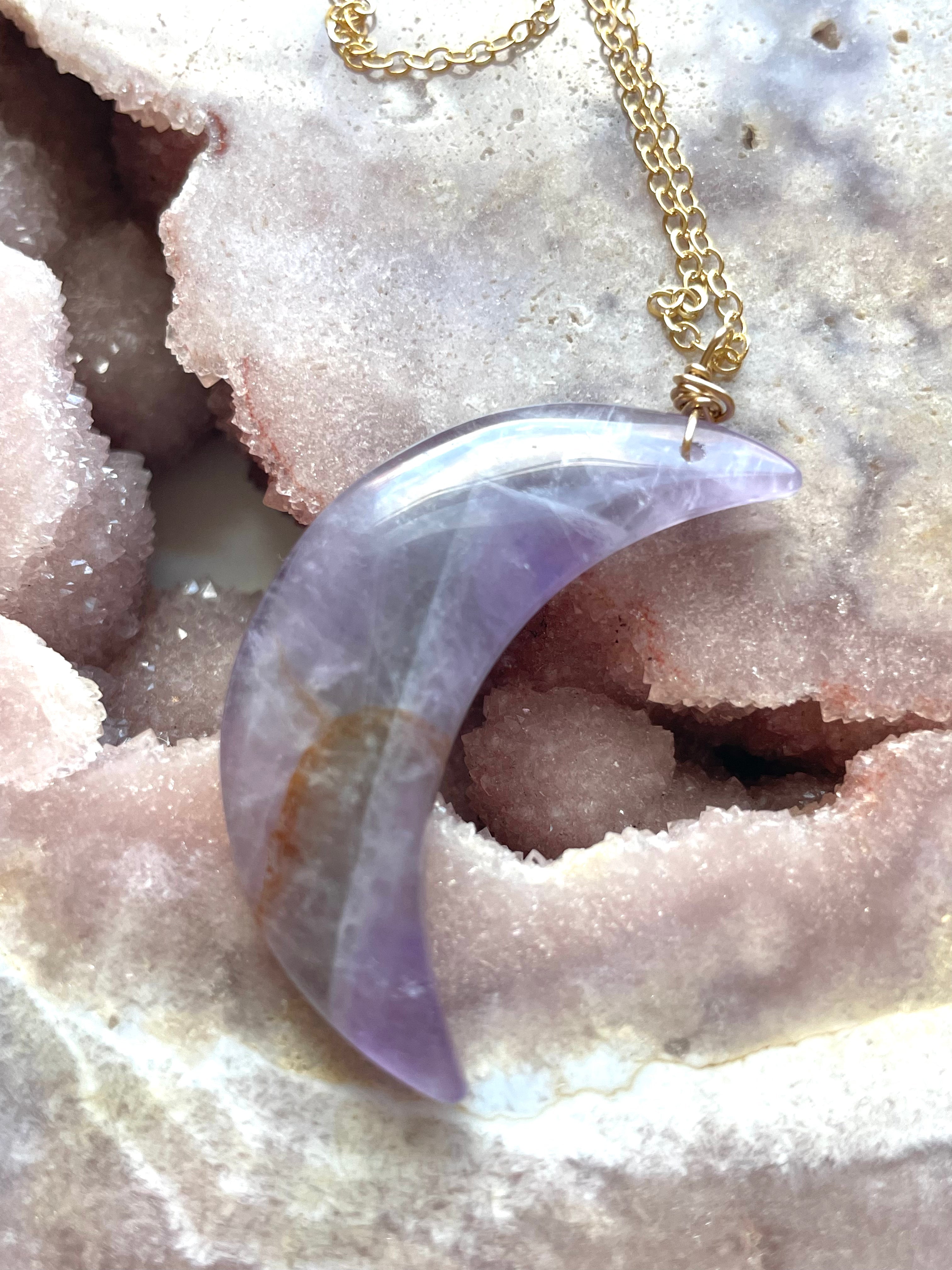 Fluorite Moon Necklace for Women – Healing Crystal Jewelry for Energy Balance & Spiritual Protection | Perfect for Meditation, Yoga & Everyday Wear