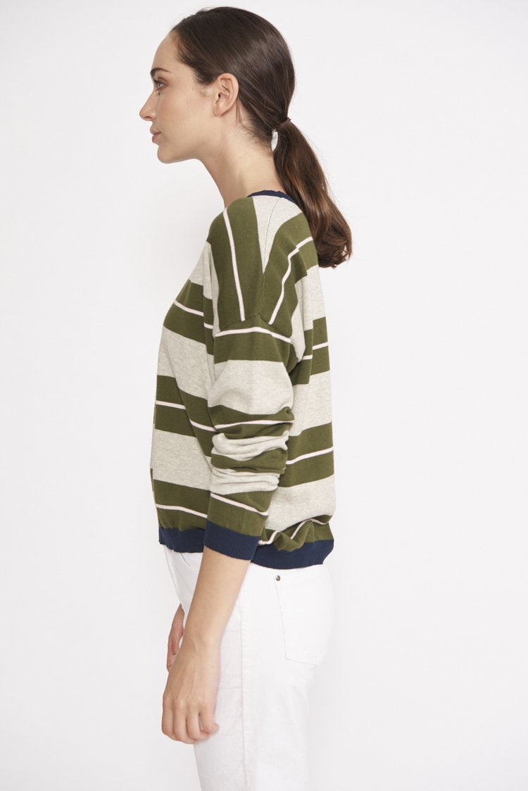 Big Ben Sweater Dove - Cozy Knit Pullover for Women & Men | Perfect for Winter, Fall & Christmas Outfits | Office, Date Night & Holiday Party Wear