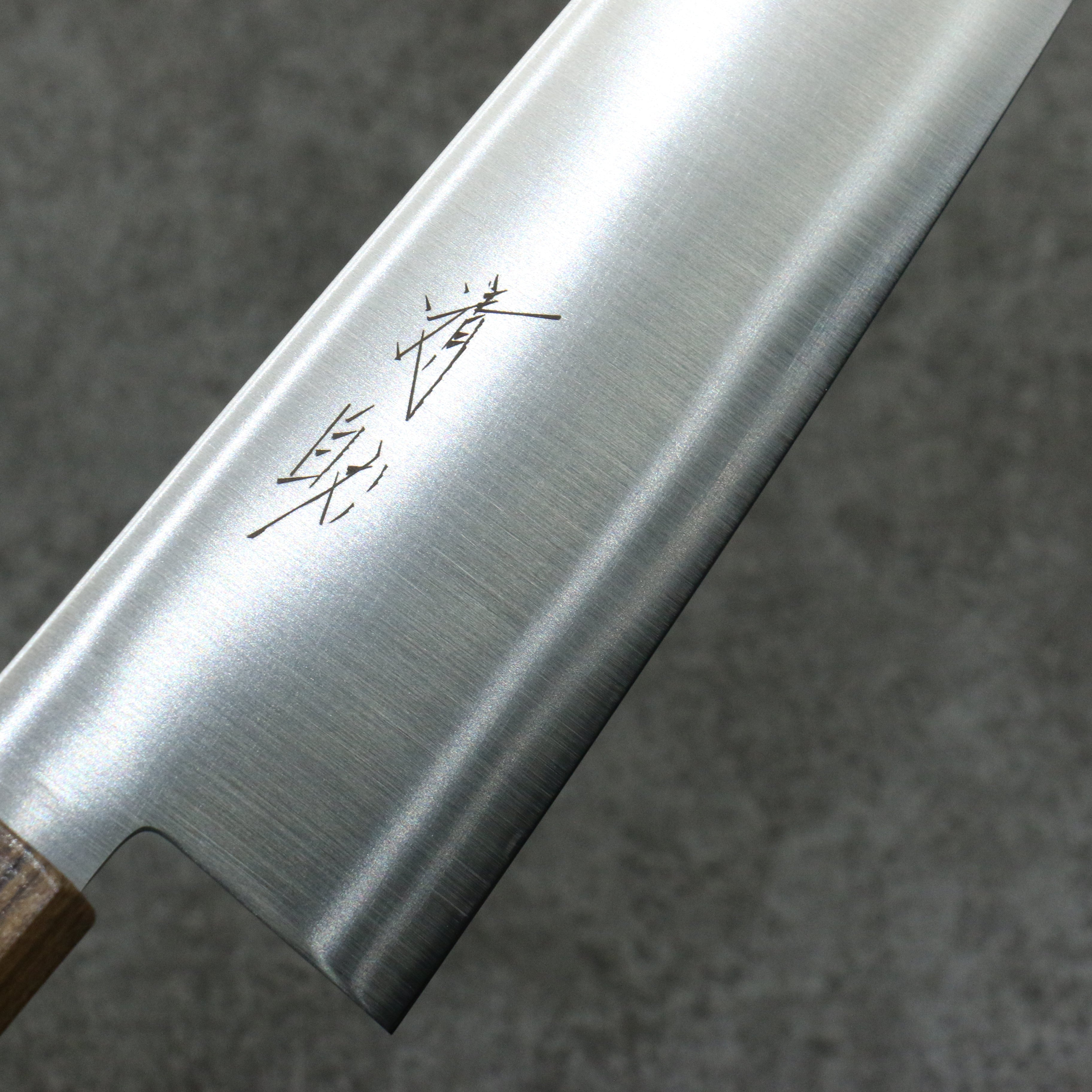 Premium Seisuke 180mm Kiritsuke Santoku Knife - Stainless Steel Blade with Sandalwood Handle (Grey) - Perfect for Sushi, Vegetables & Meat Cutting - Professional Japanese Kitchen Knife for Chefs & Home Cooks