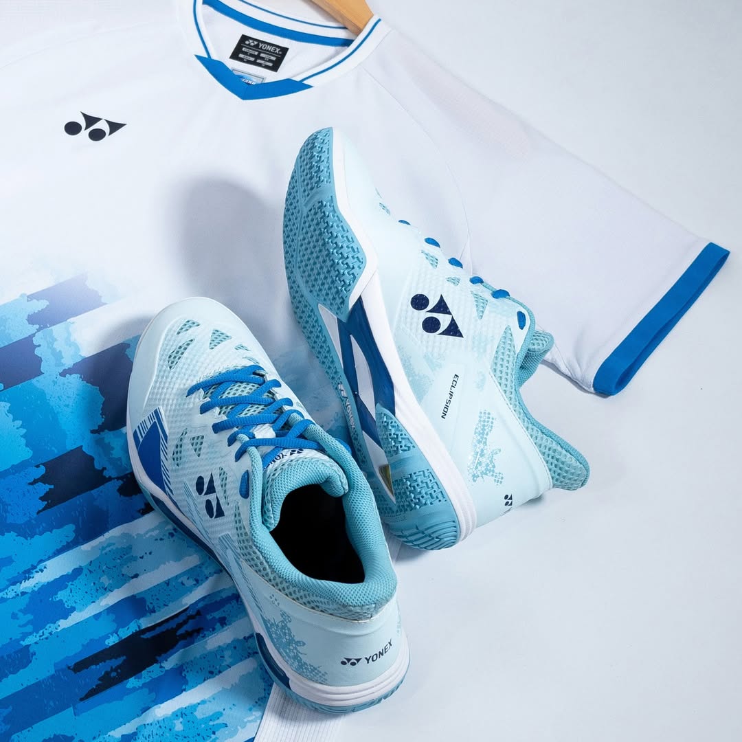 Yonex Eclipsion Z3 Wide Badminton Shoes for Men & Women - Light Blue | Comfortable Court Shoes for Indoor Sports & Training