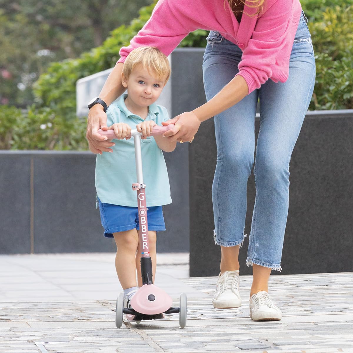 Globber Junior Foldable Light-Up Eco Scooter - Unisex Youth Kick Scooter for Kids | Perfect for Commuting, School & Outdoor Fun