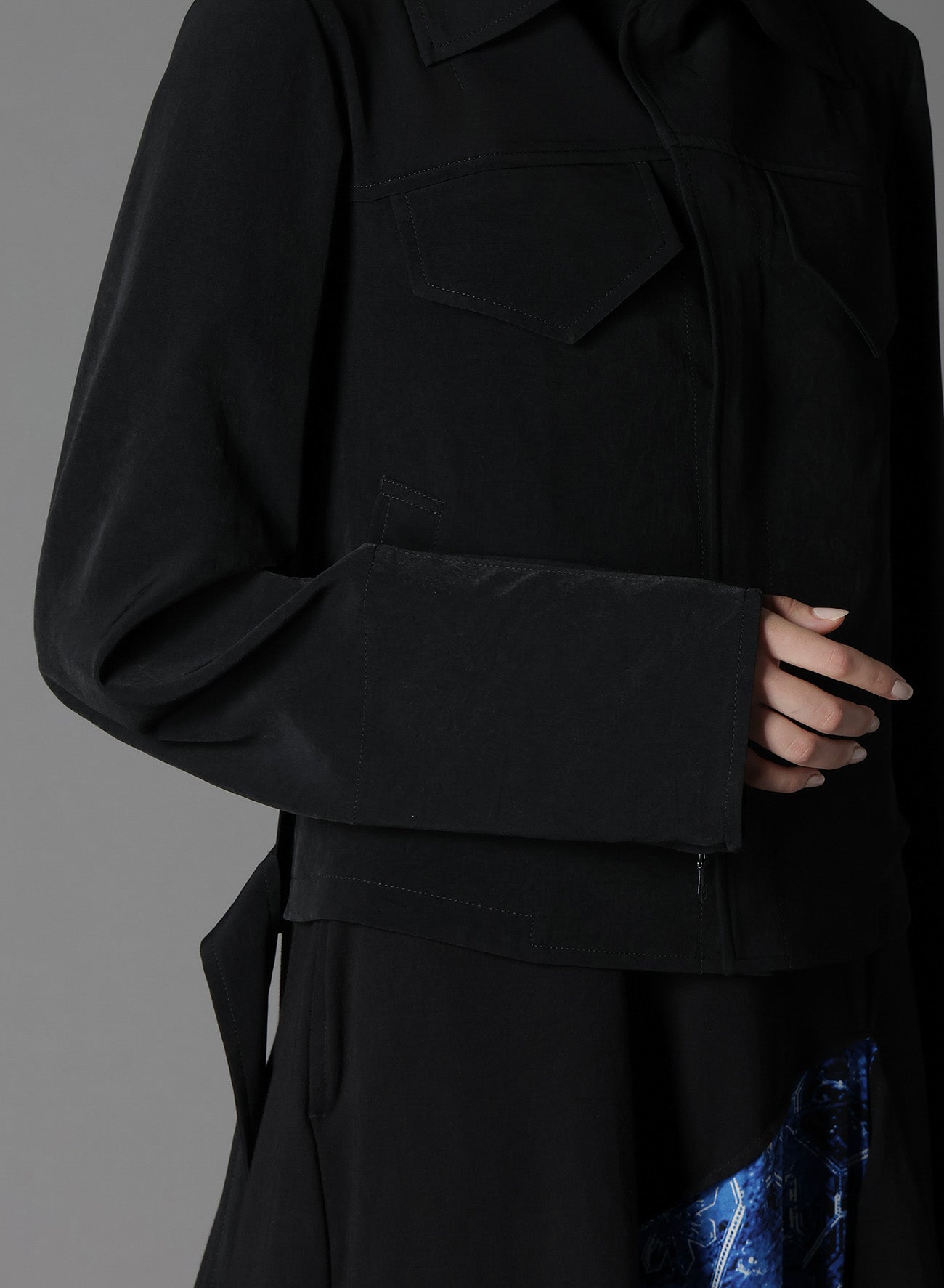 Elegant Crepe de Chine Short Jackets for Women - Lightweight & Stylish Outerwear for Spring & Summer Fashion