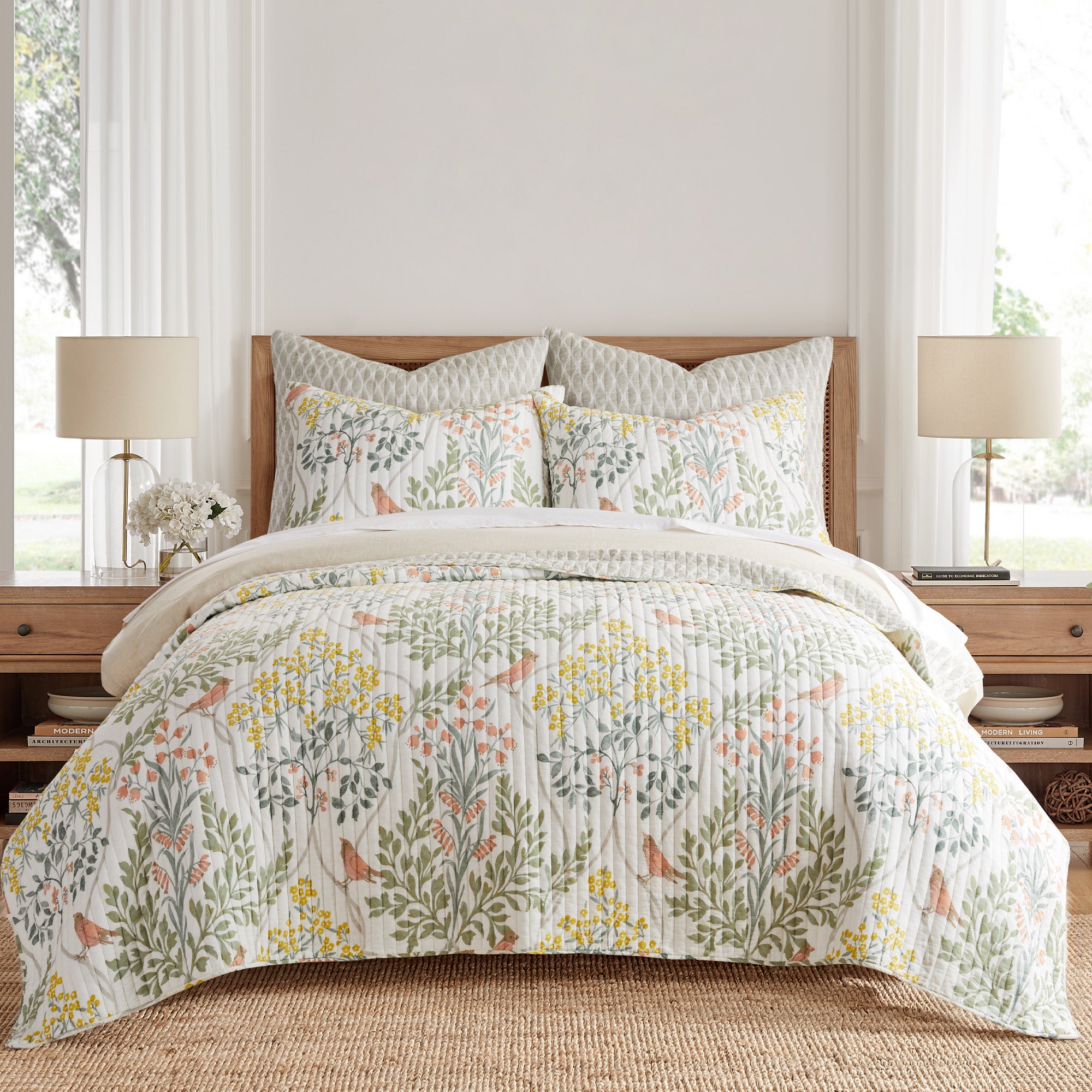 Monami Soft & Cozy Quilt Set - Queen Size Bedding, Lightweight All-Season Comforter - Perfect for Home, Guest Room, and Dorm Decor