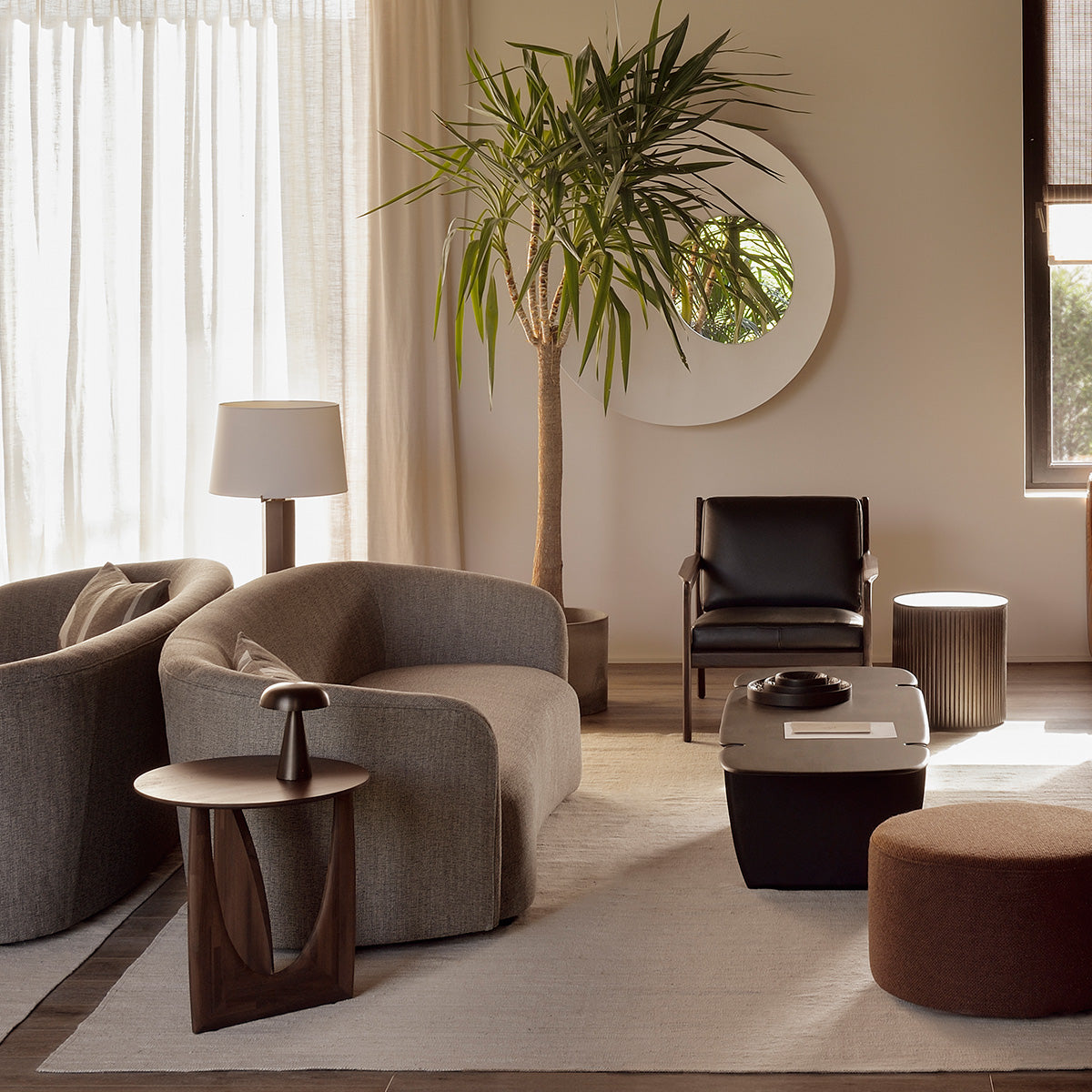 Modern Geometric Side Table - Minimalist Accent Table for Living Room, Bedroom & Office - Stylish End Table with Unique Design for Home Decor