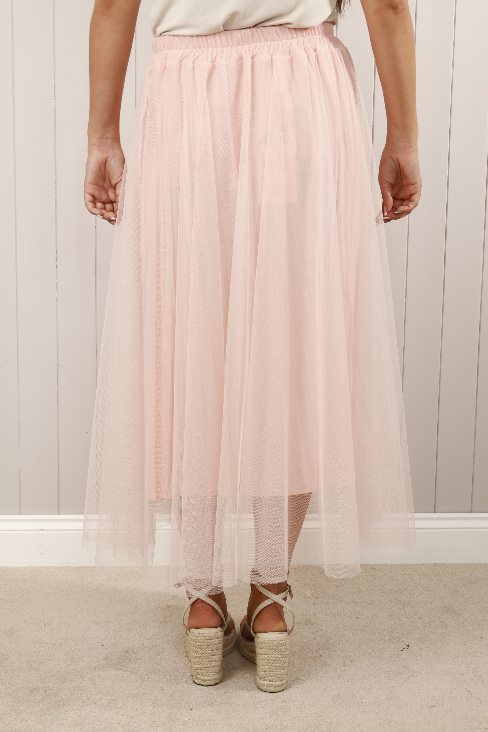 Elegant Pink Dilly Plain Net Skirt - Flowy Mesh Skirt for Women - Perfect for Parties, Dances & Special Occasions