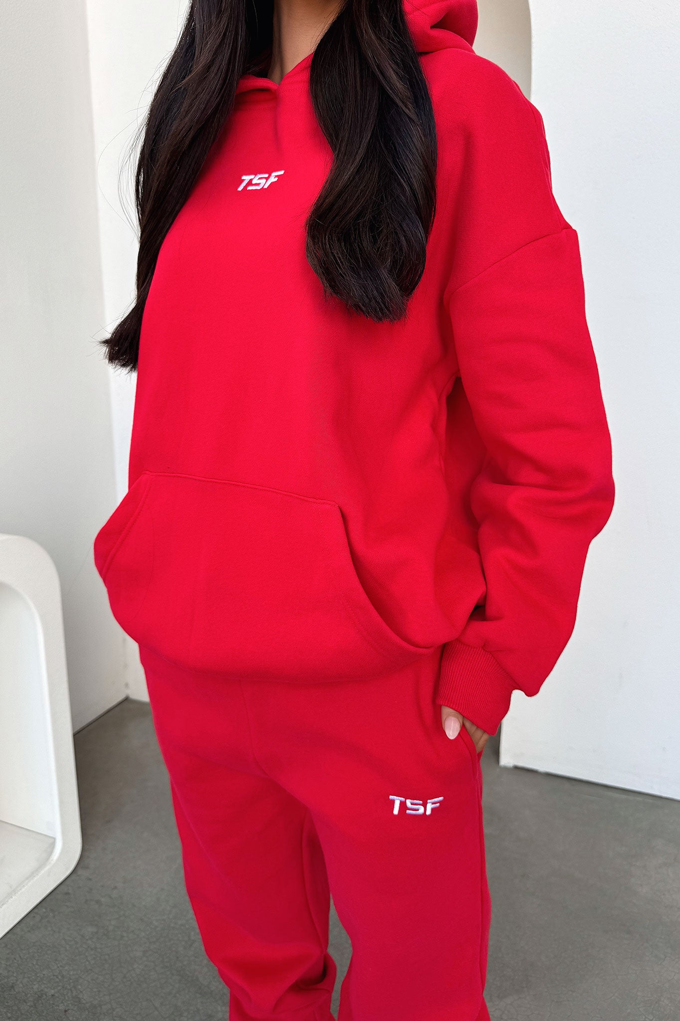Kaztek Comfortable Sweatpants for Men & Women - Soft Fleece Joggers with Elastic Waistband, Red - Perfect for Lounge Wear, Gym, Running & Casual Outfits