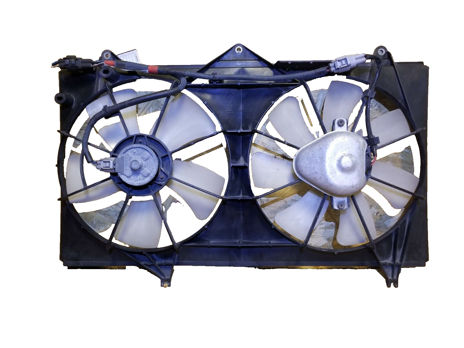 01 06 Toyota Camry Radiator Fan Cooling Motor Assembly 2.4L OEM Replacement Part - Perfect for Engine Cooling System Repair & Maintenance