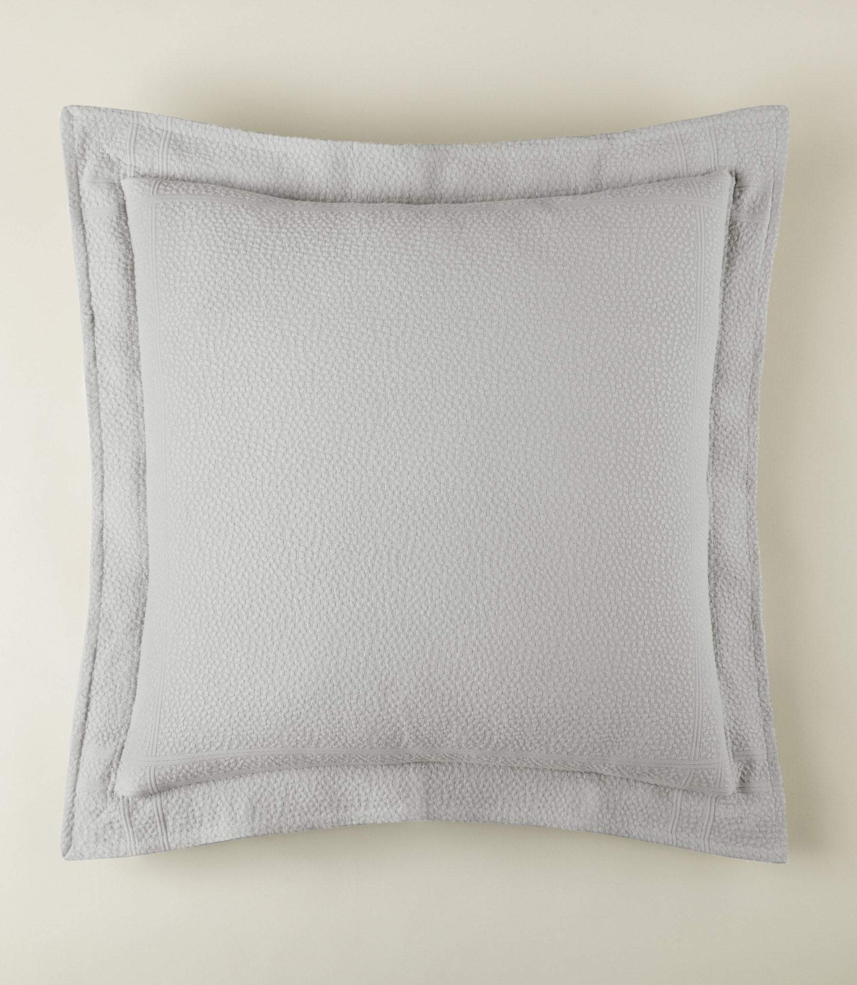 Luxury Montauk Matelassé Sham - Premium Quilted Pillow Cover for Bedroom Decor - Elegant Home Textile for Master Bedroom, Guest Room & Hotel Styling