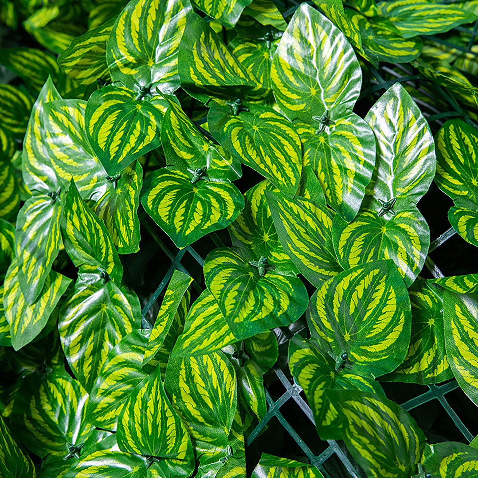 Artificial Ivy Privacy Fence Screen - UV Resistant Fake Hedges for Outdoor & Indoor Use - Expandable Garden Fence & Balcony Privacy Screen - Perfect for Patio, Deck, Yard, and Home Decoration