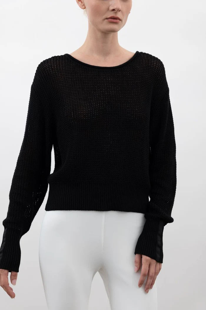 Premium Cotton Crew Neck Sweater for Men & Women - Soft & Comfortable Black Pullover for Casual Wear & Layering