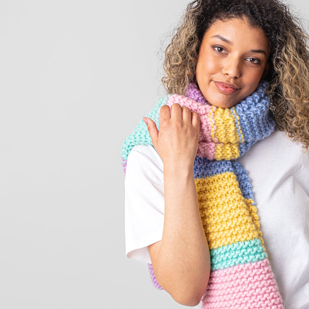 Cozy Knitting Kit for Blanket Scarf - DIY Chunky Knit Scarf Making Set with Yarn & Needles - Perfect for Winter Fashion, Gifts & Home Crafts