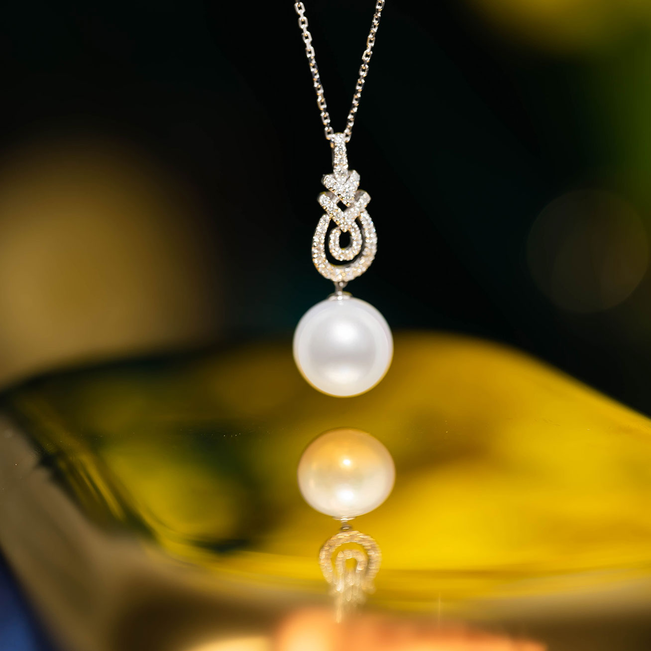 18K Solid Gold Edison Pearl Necklace - Classic Elegant Jewelry for Women, Perfect for Weddings, Anniversaries & Special Occasions | KN00015