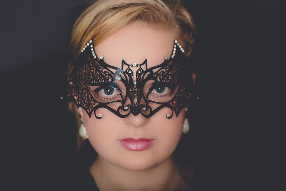 Sparkly Black Rhinestone Face Mask for Kids - Perfect for Halloween, Costume Parties & Dress-Up Play