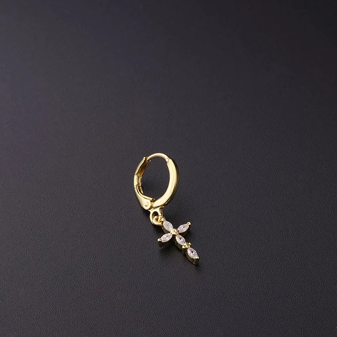 18K Gold Dream Catcher Cartilage Hoop Earrings for Women | Dainty Boho Jewelry | Perfect for Pierced Ears & Everyday Wear | HSPJ336