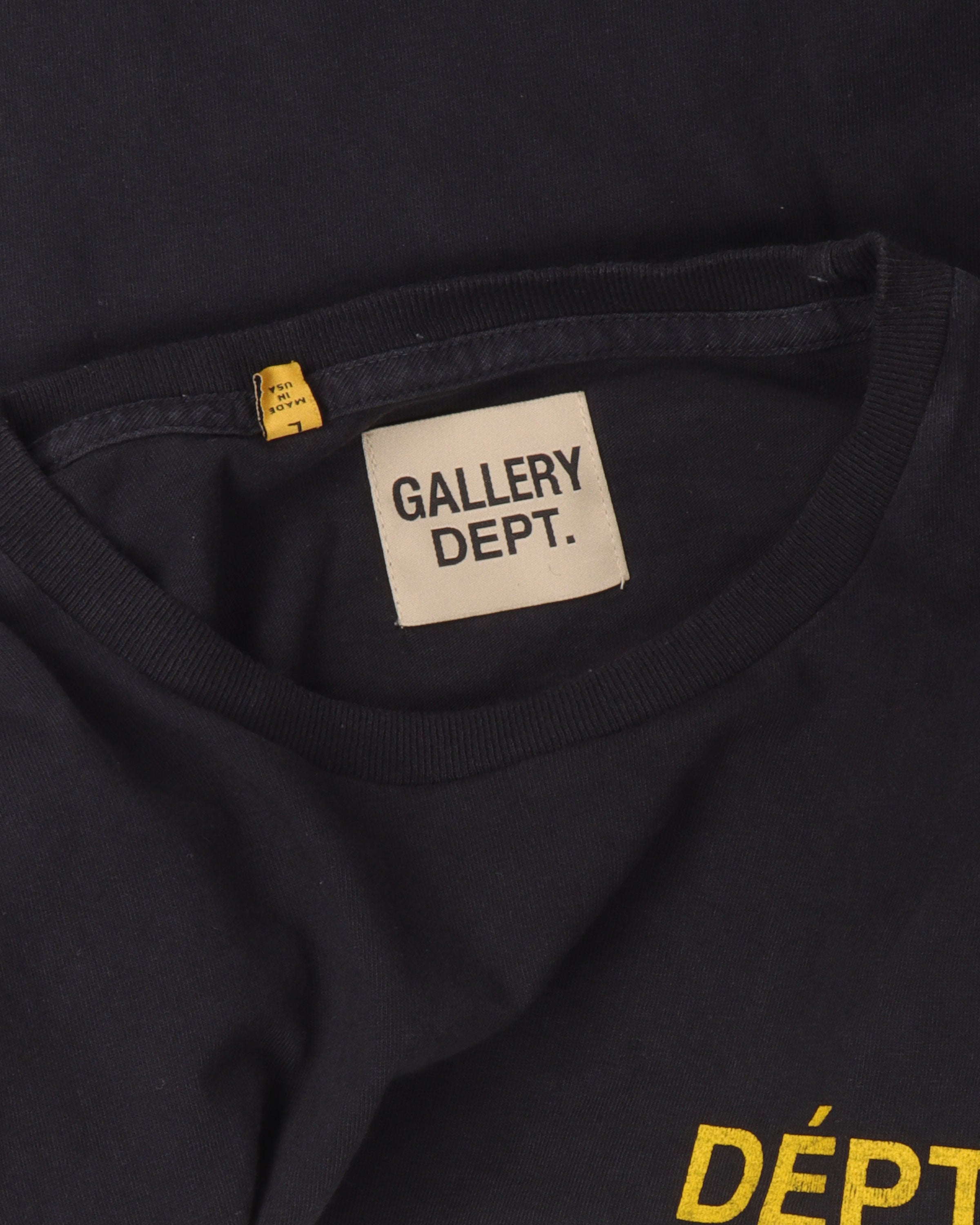 Galerie T-Shirt - Stylish Graphic Tee for Men & Women | Perfect for Casual Wear, Street Fashion & Everyday Outfits