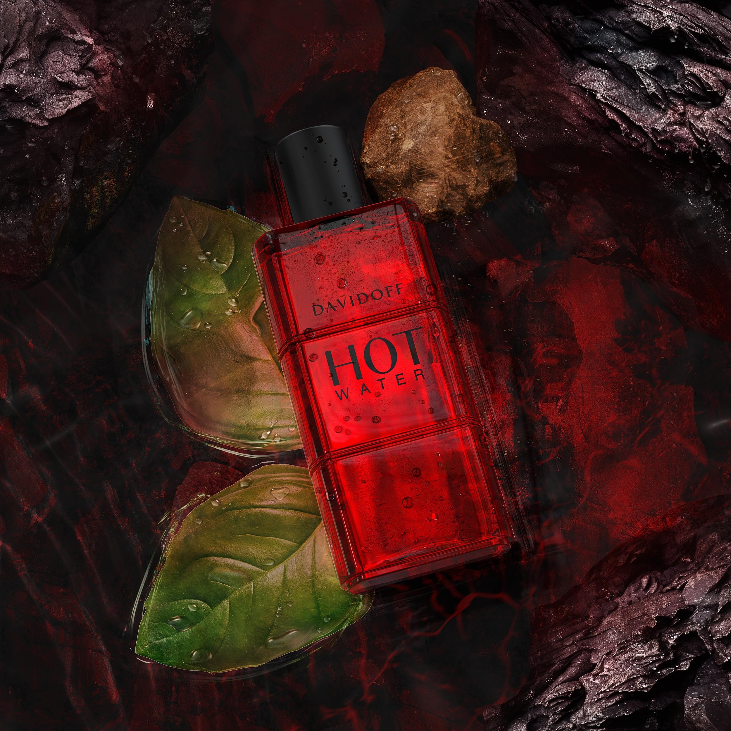 DAVIDOFF Hot Water Eau de Toilette for Men - Amber Cologne with Basil, Paprika & Benzoin Notes - Long Lasting Luxury Fragrance - Perfect for Date Night, Office & Special Occasions