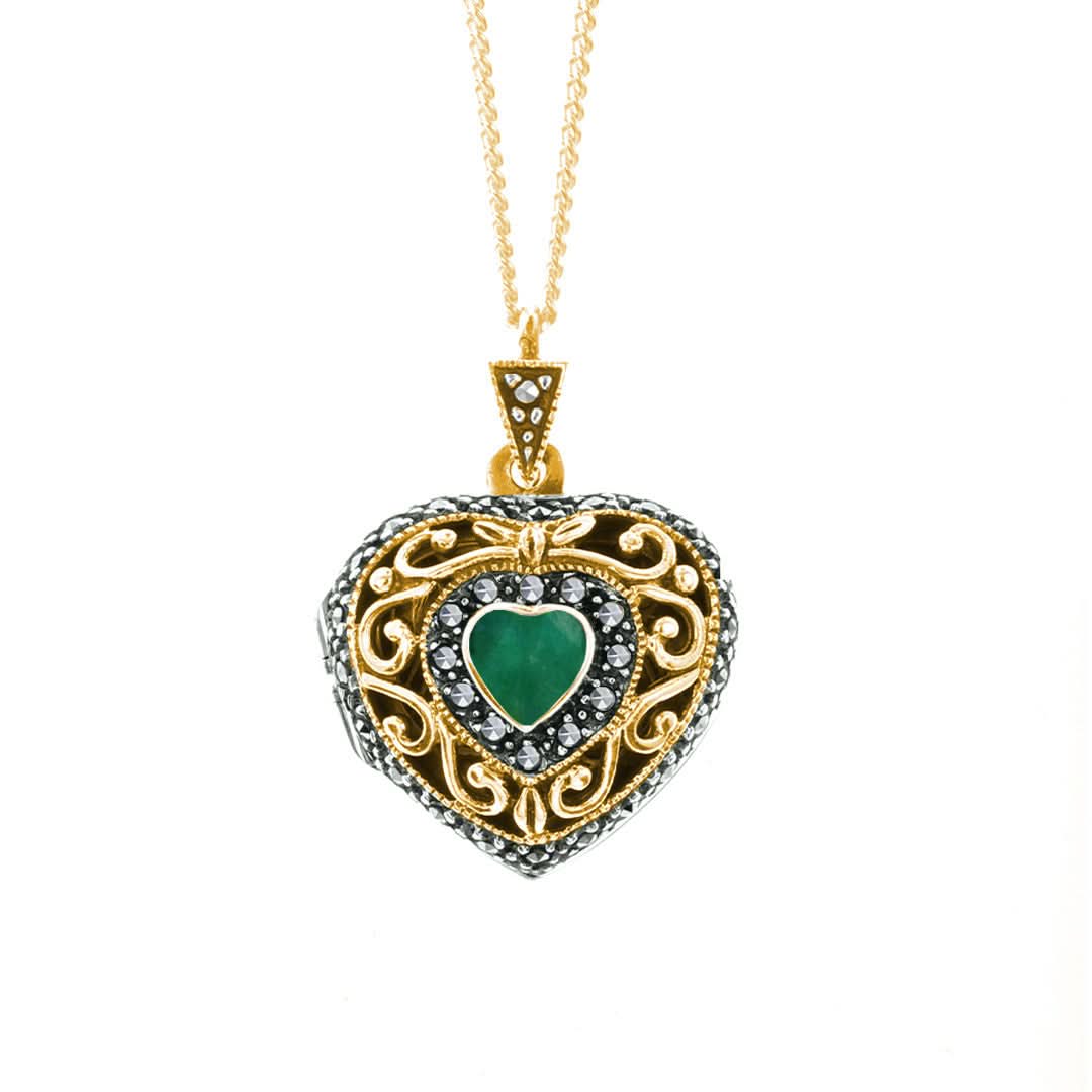 Vintage Emerald Heart Locket Necklace in Gold - Perfect for Valentine's Day Gifts, Anniversary Presents & Romantic Occasions