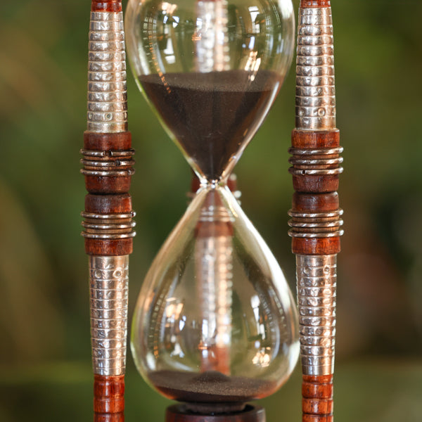 15 Minute Pirate Bobbin Hourglass with Pewter Spindles - Perfect for Pirate Themed Parties, DIY Crafts, and Home Decor