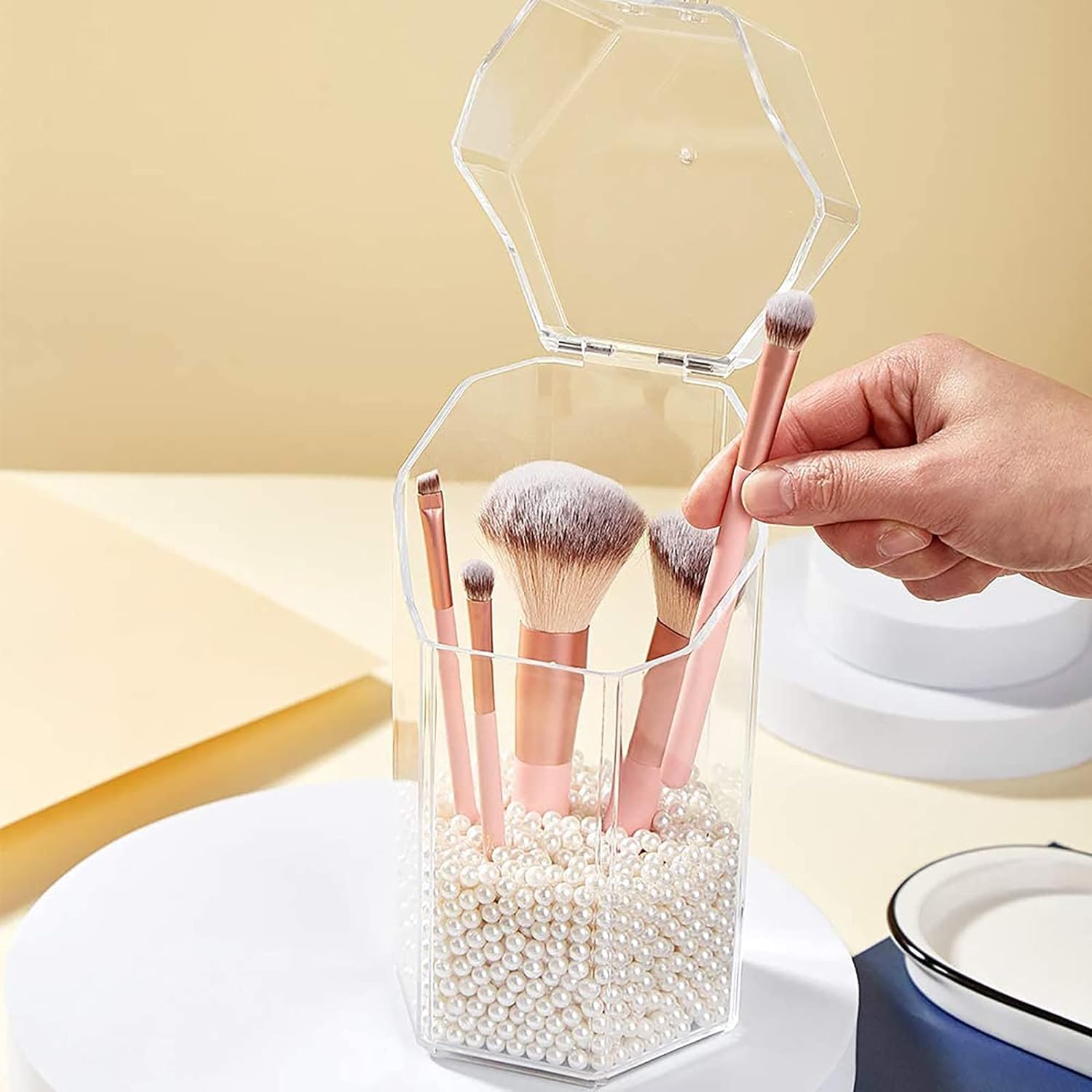 Hexagon Acrylic Makeup Brush Holder with Lid - Dustproof Cosmetic Organizer & Storage Case with White Pearl - Perfect for Bathroom, Dresser, Vanity and Countertop (Clear) - Ideal for Travel, Home Decor & Beauty Storage Organization