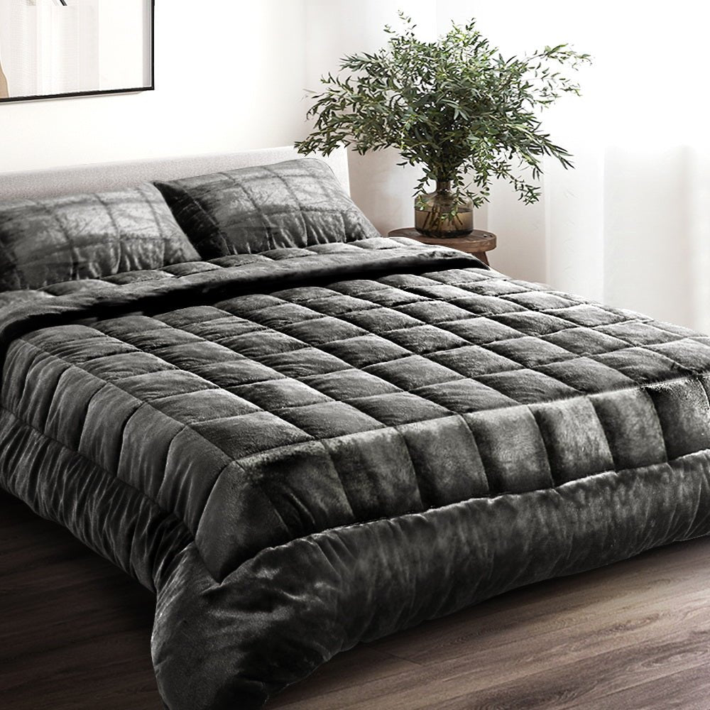 Premium Faux Mink Quilted Fleece Throw Blanket - Ultra Soft & Warm King Size Bed Comforter in Charcoal Gray - Perfect for Cozy Nights, Living Room Decor & Guest Bedrooms