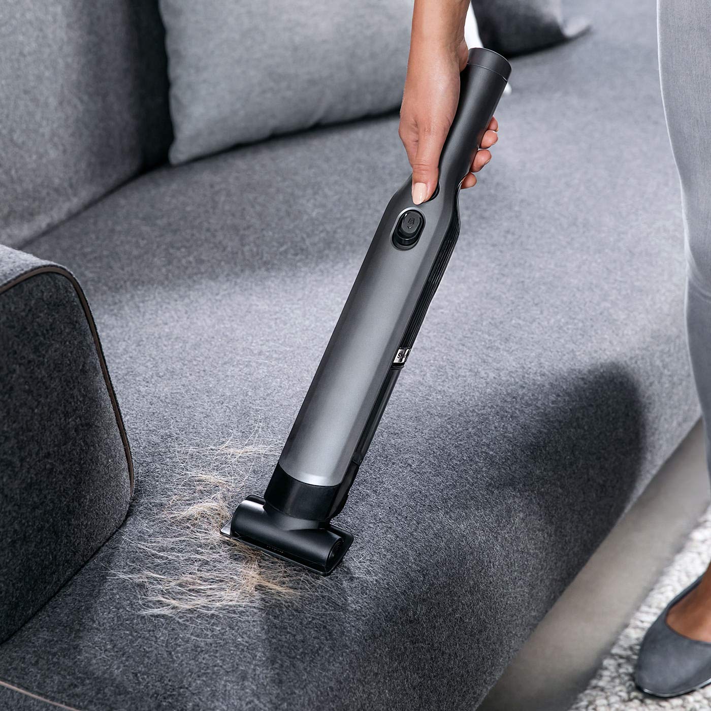 Shark WandVac 1.0 Cordless Handheld Vacuum Cleaner - Lightweight & Powerful Suction with Duster, Crevice & Multi-Surface Tools - Includes Charging Base - Grey (WV200UK) - Perfect for Home, Car & Pet Hair Cleaning