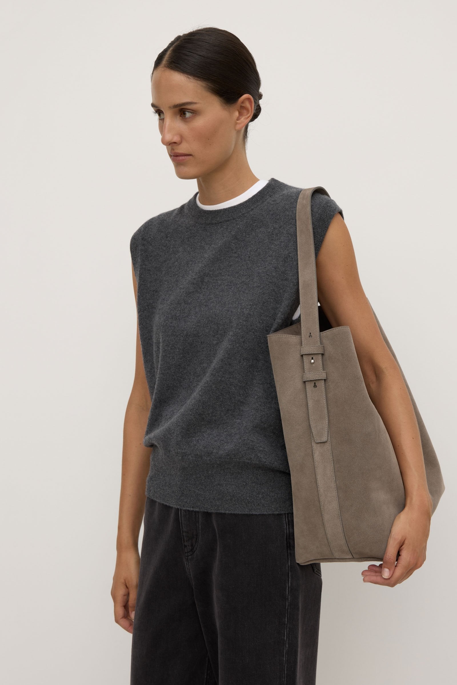 Stylish Sonny Suede Shoulder Bag for Women - Fashionable Crossbody Purse with Adjustable Strap - Perfect for Work, Travel & Everyday Use