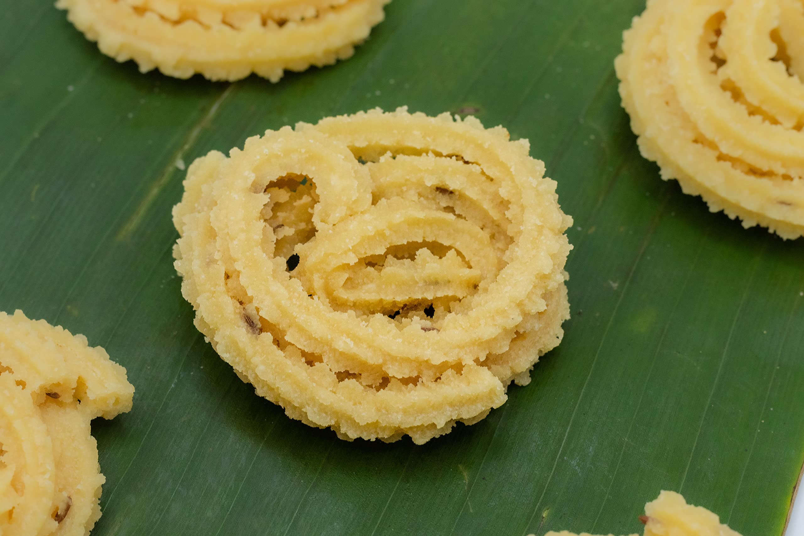 Grand Sweets and Snacks (GSS) Mullu Thenkuzhal - Traditional Indian Snack (Pack of 5, 250g Each) | Perfect for Tea Time, Festivals & Gifting | Authentic South Asian Crispy Treat