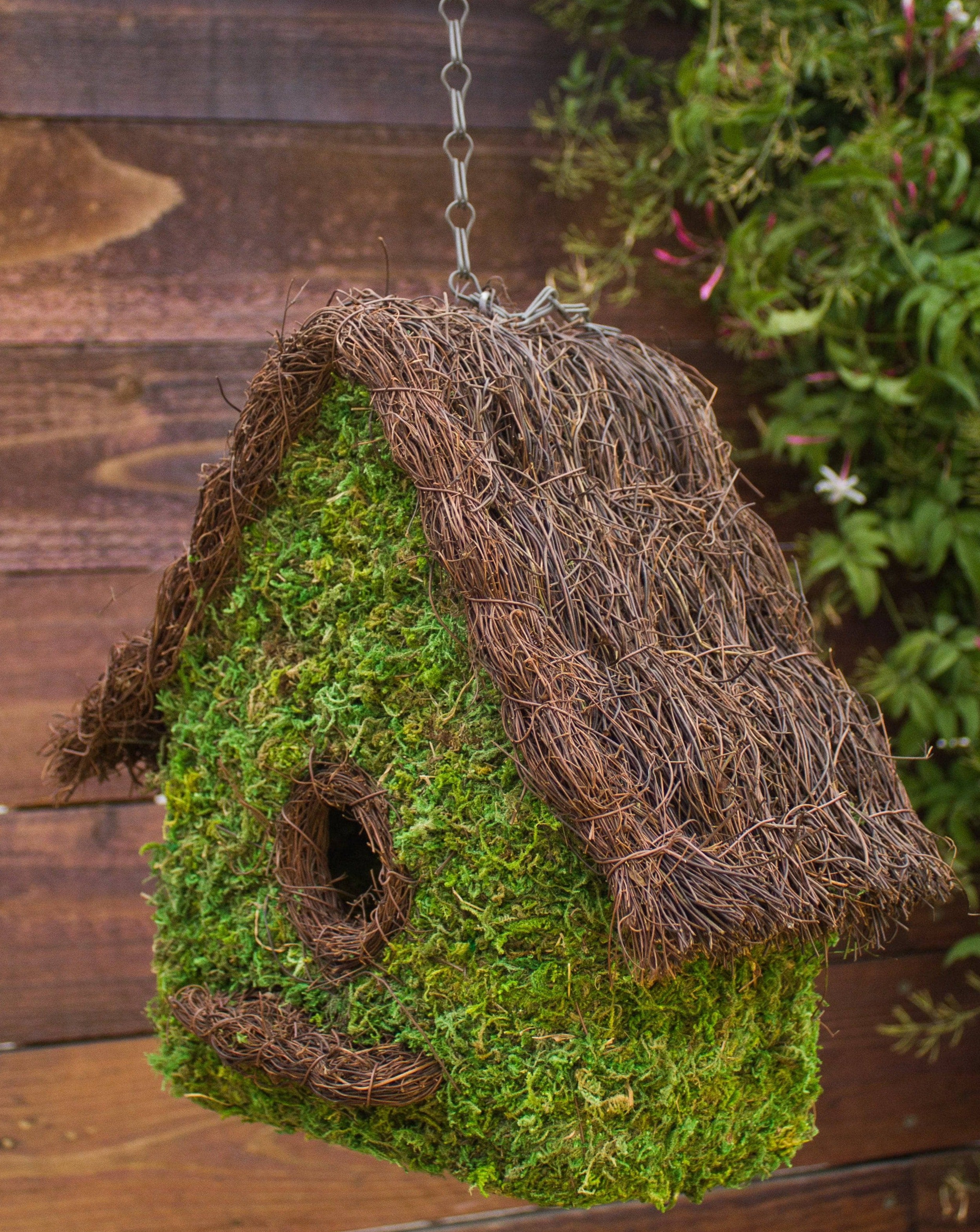 Handwoven Moss Birdhouse - Natural Eco-Friendly Bird Nesting House for Garden, Patio, and Backyard Decor | Attracts Wild Birds for Birdwatching