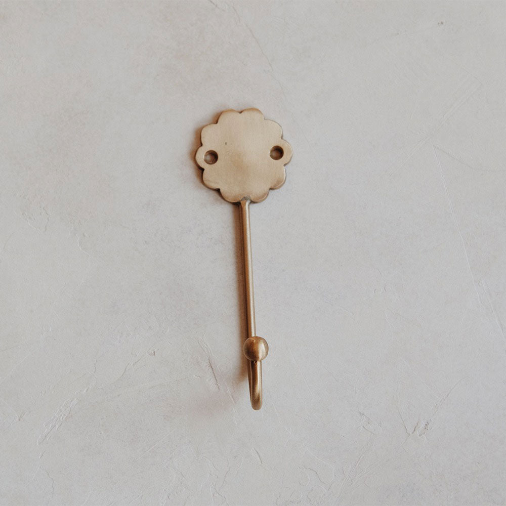 Yellowbell Hooks & Bars - Antique Brass Coat Hooks for Wall, Heavy Duty Entryway Hooks for Hats, Coats & Bags - Perfect for Hallway, Mudroom & Farmhouse Decor
