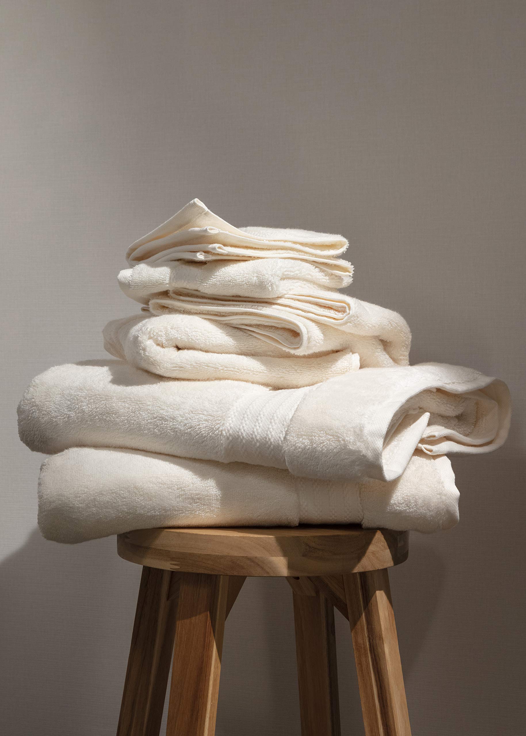 Premium 100% Organic Cotton Bath Towel Set - 6 Piece Luxury Hotel & Spa Quality Towels (2 Bath, 2 Hand, 2 Washcloths) | GOTS Certified | 700 GSM Ultra Soft & Absorbent | Ivory | Perfect for Bathroom, Spa, Gym & Guest Use