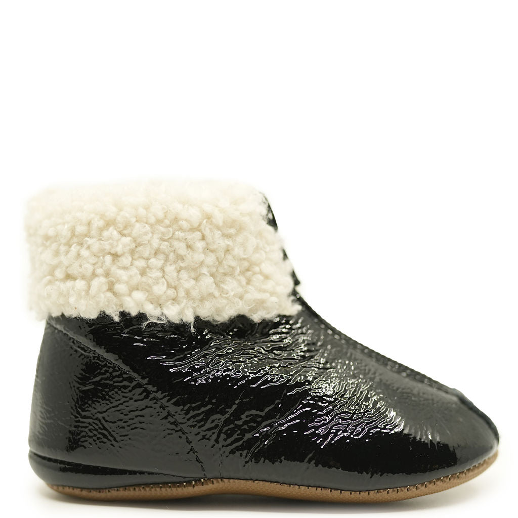 Pepe Black Patent Shearling Baby Booties - Soft & Warm Winter Booties for Infants & Toddlers - Perfect for Indoor & Outdoor Use, Holiday Gifts, and Newborn Photography