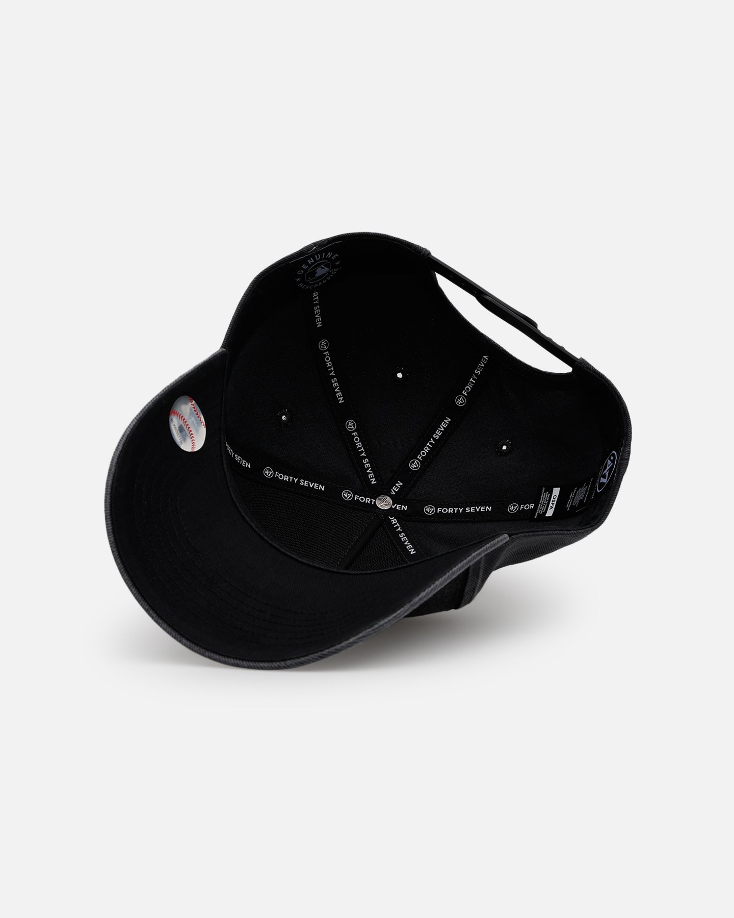 New York Yankees 'Washed Black' Snapback Hat - 47 Brand Official MLB Baseball Cap for Men & Women - Perfect for Games, Streetwear & Fan Collections
