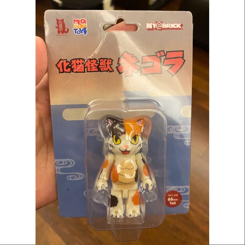 Limited Edition Bearbrick X NY@BRICK Konatsu Negora 100% Medicom Be@rbrick Collectible Figure - Perfect for Anime Fans, Toy Collectors & Home Decor Display