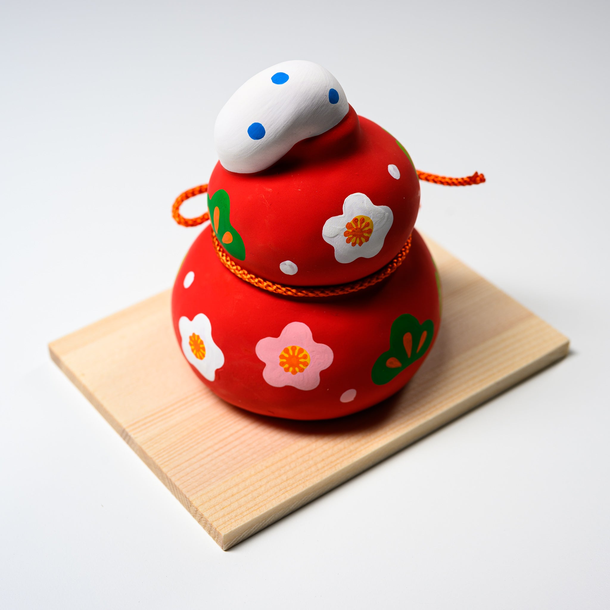 Seto Ware Handmade Lucky Snake & Hyotan Ornament - Japanese Traditional Good Fortune Charm for Home Decor, Office Feng Shui & Gift Giving