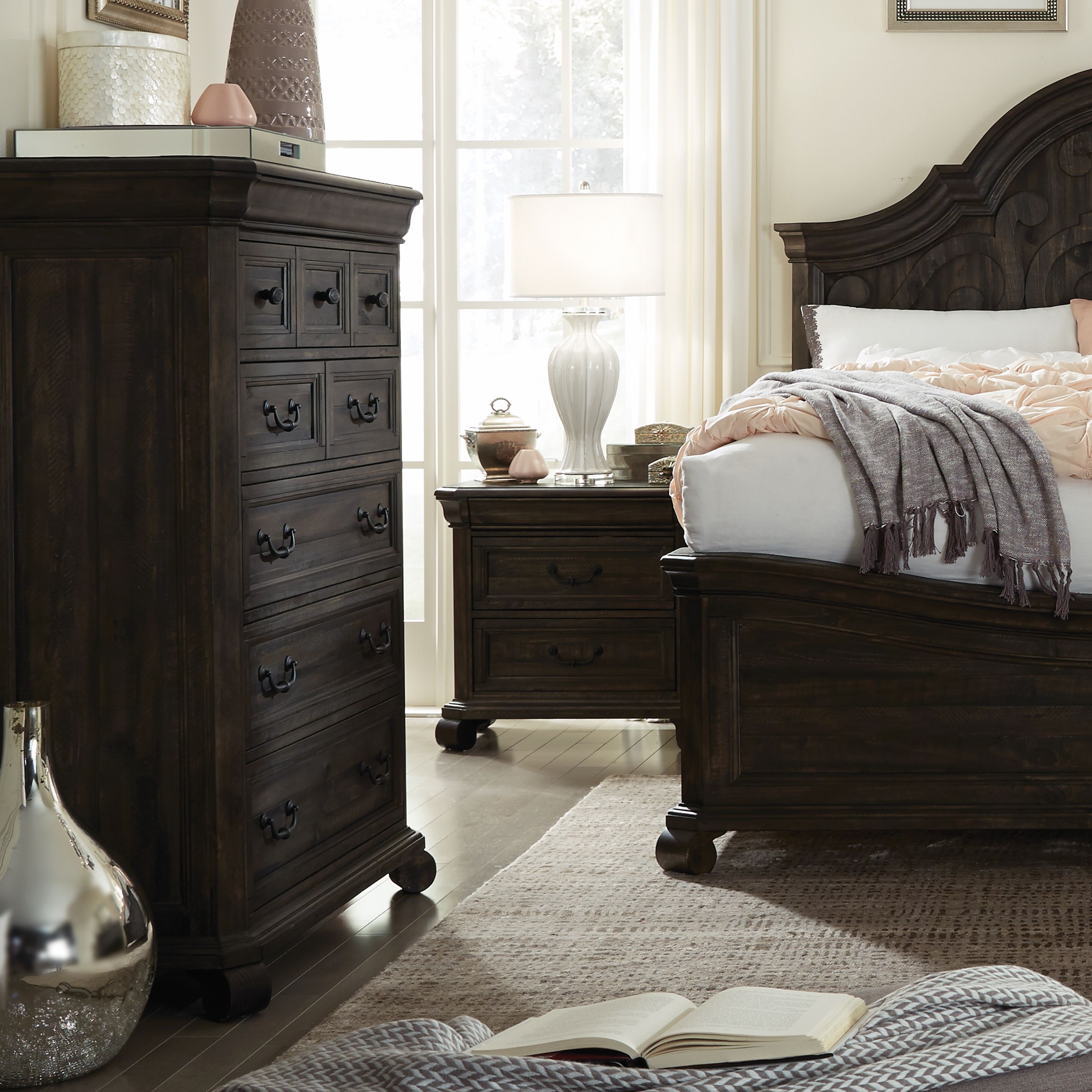 Bellamy 5-Drawer Chest Dresser - Solid Wood Bedroom Storage Furniture for Clothes, Blankets & Linens - Perfect for Master Bedroom, Guest Room & Nursery Organization