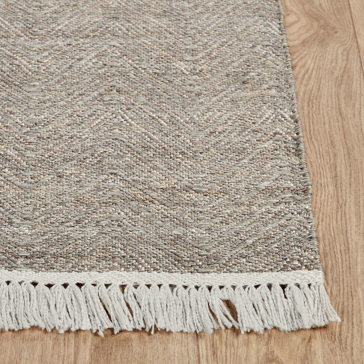 Augusta Indoor/Outdoor Rug - Waterproof & Durable Area Rug for Patio, Deck, Living Room, Bedroom - Perfect for Home Decor & High Traffic Areas