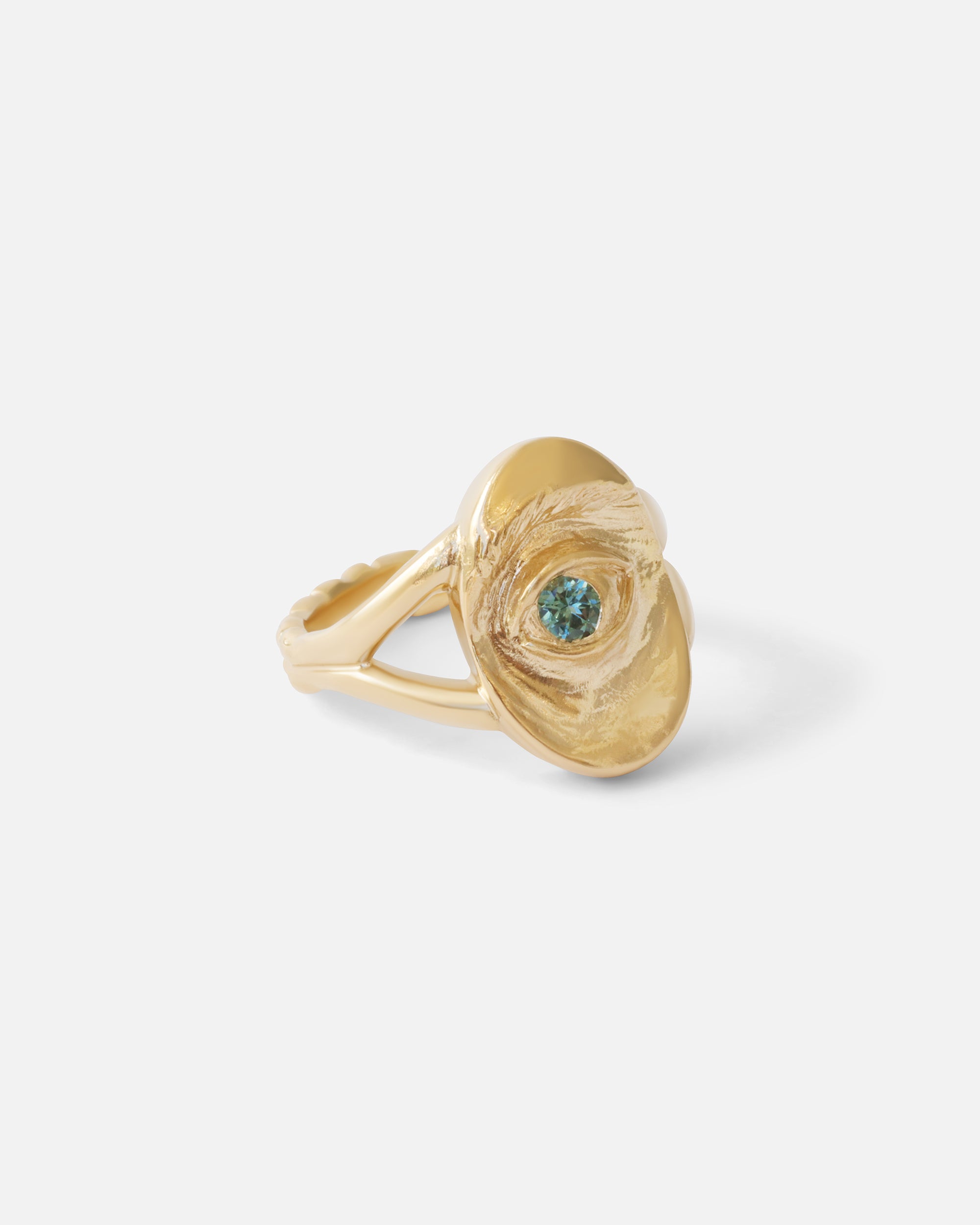 Intagliaux Oval Green Sapphire Ring for Women - Elegant 14K Gold Gemstone Jewelry for Engagement, Wedding & Special Occasions
