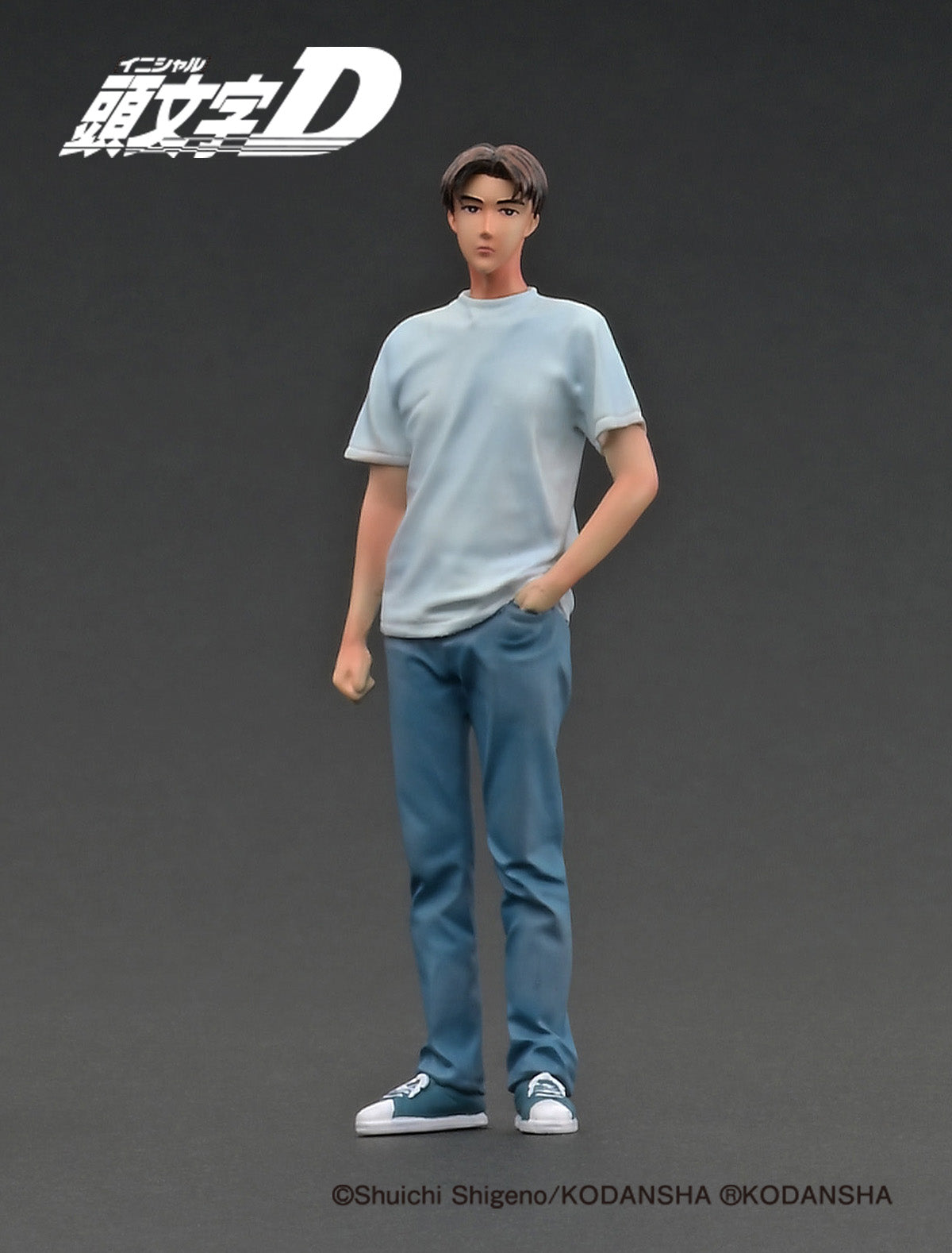 1:18 Scale Toyota Sprinter Trueno AE86 GT Apex Model Car - Initial D Version in White & Black with Takumi Fujiwara Figure - Perfect for Anime Fans, Car Collectors, and Display Shelves