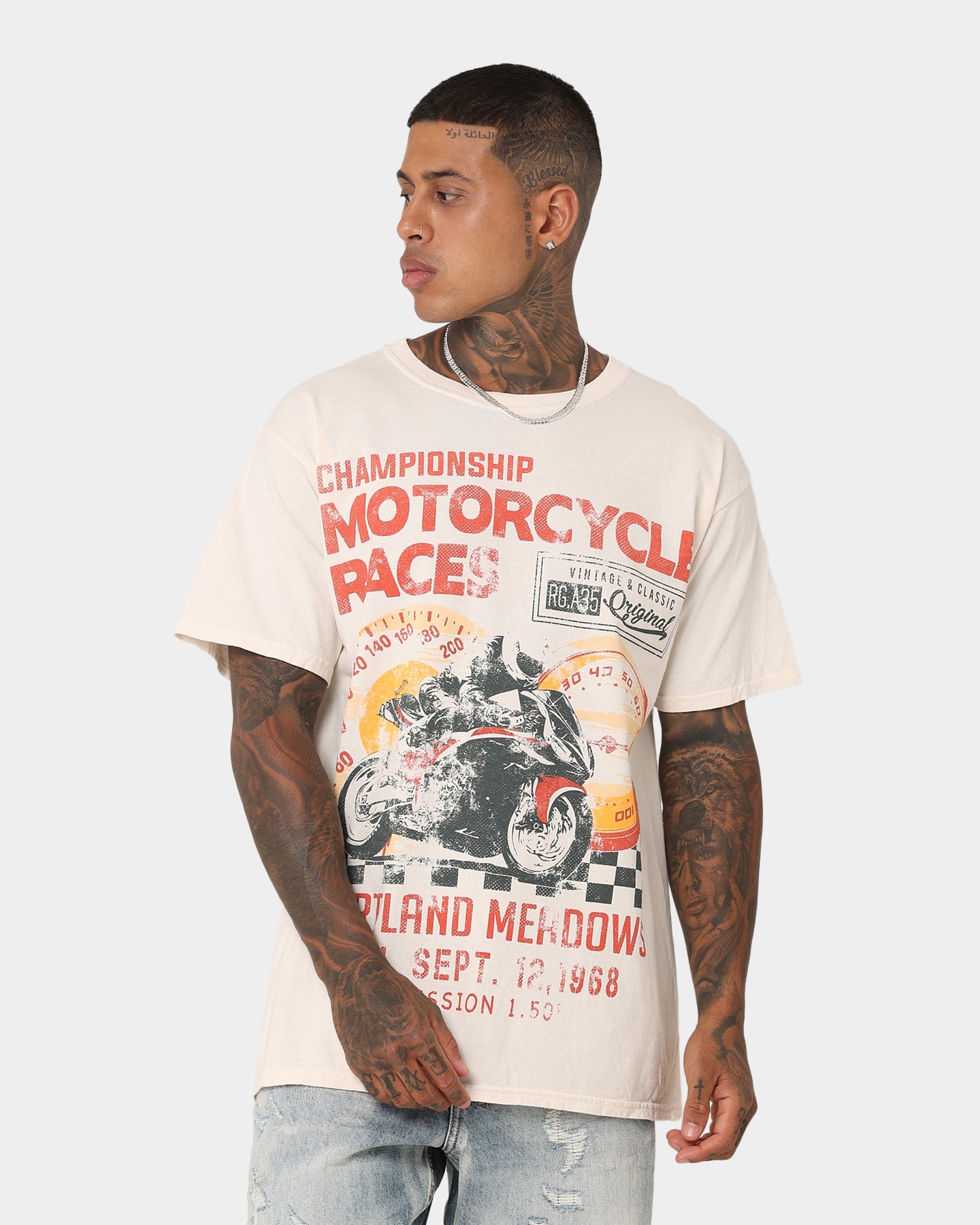 Vintage Portland Meadows T-Shirt - Retro American Thrift Style in Off White | Perfect for Casual Wear, Street Fashion & Vintage Lovers