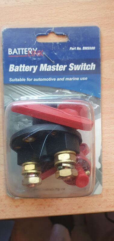Battery Master Isolator Cut Off Kill Switch with Removable Key - BMS500 for Car, Boat, RV & Off-Grid Power Systems