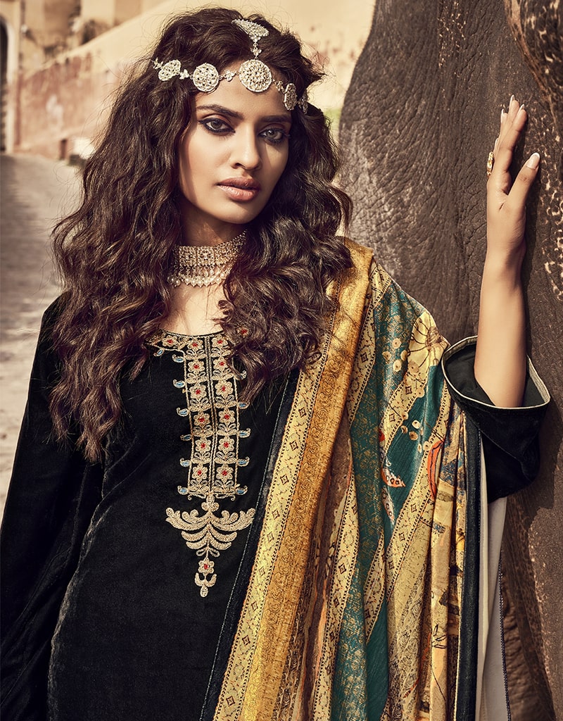 Elegant Black Palazzo Style Velvet Suit for Women - Perfect for Formal Events, Parties & Evening Wear