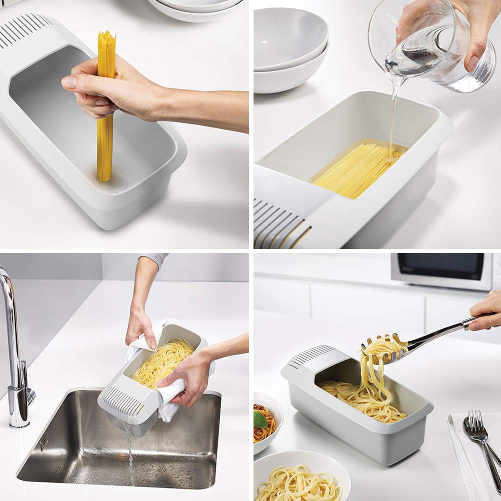 Marukio Microwave Pasta Cooker with Strainer - BPA-Free Heat Resistant Pasta Steamer for Spaghetti & Noodles (30x14x10cm) - Perfect for Dorms, Small Kitchens & Offices - Quick Microwave Meals & Easy Pasta Cooking