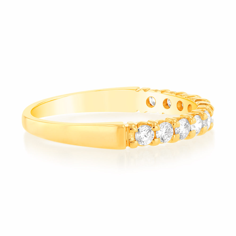 18ct Yellow Gold Diamond Ring - 3/8 Carat Solitaire Engagement Ring for Women | Perfect for Proposals, Anniversaries & Special Occasions