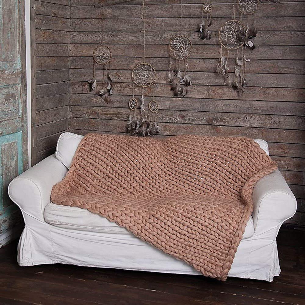 Chunky Knit Blanket - Oversized Handmade Braided Throw Blanket, Warm & Soft Cozy Giant Yarn Blanket for Bed, Sofa & Home Decor (White, 80x80cm) - Perfect for Living Room, Bedroom & Winter Snuggling
