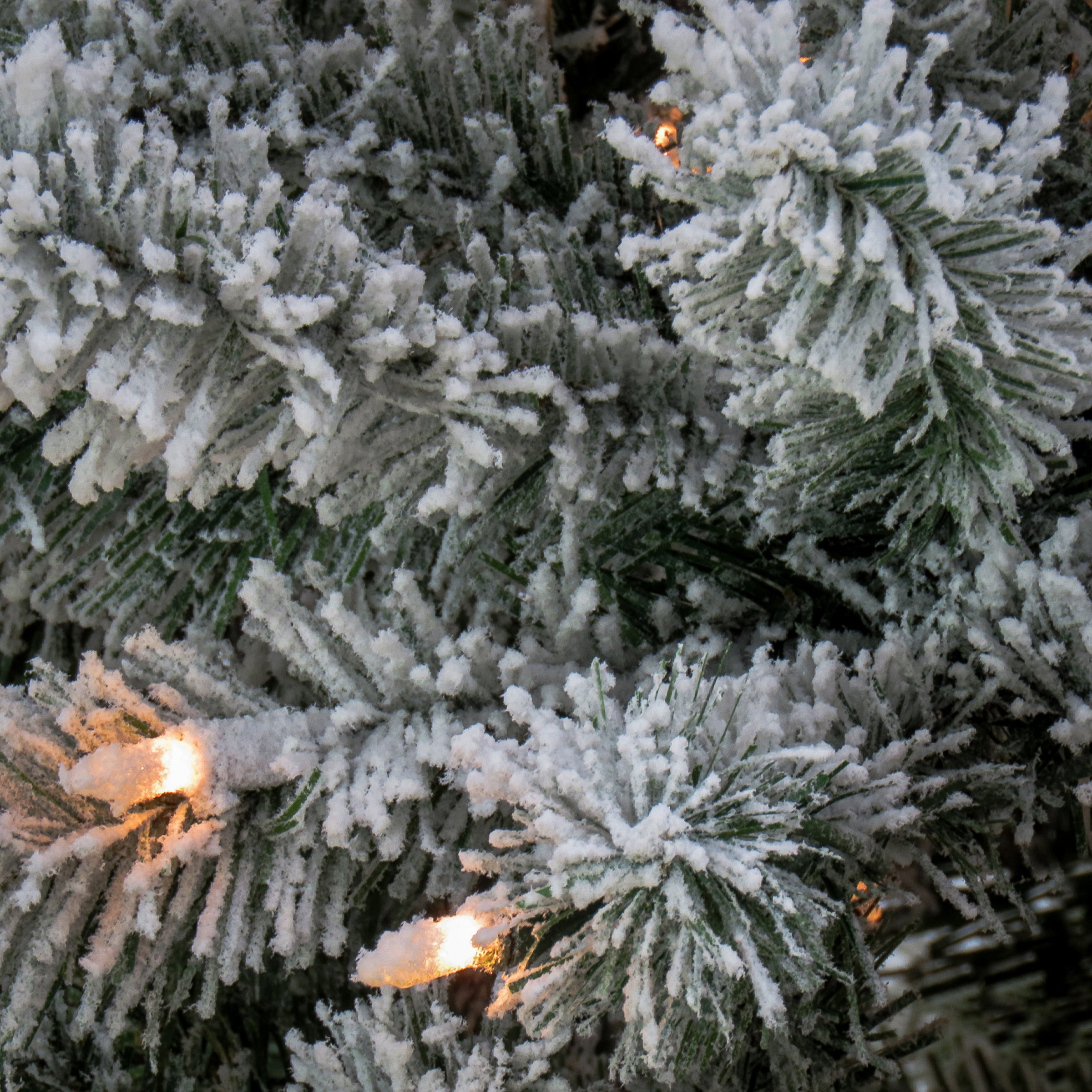 7.5 ft Pre-Lit Artificial Christmas Tree - North Valley Spruce with Snowy Branches & Clear LED Lights for Holiday Home Decor