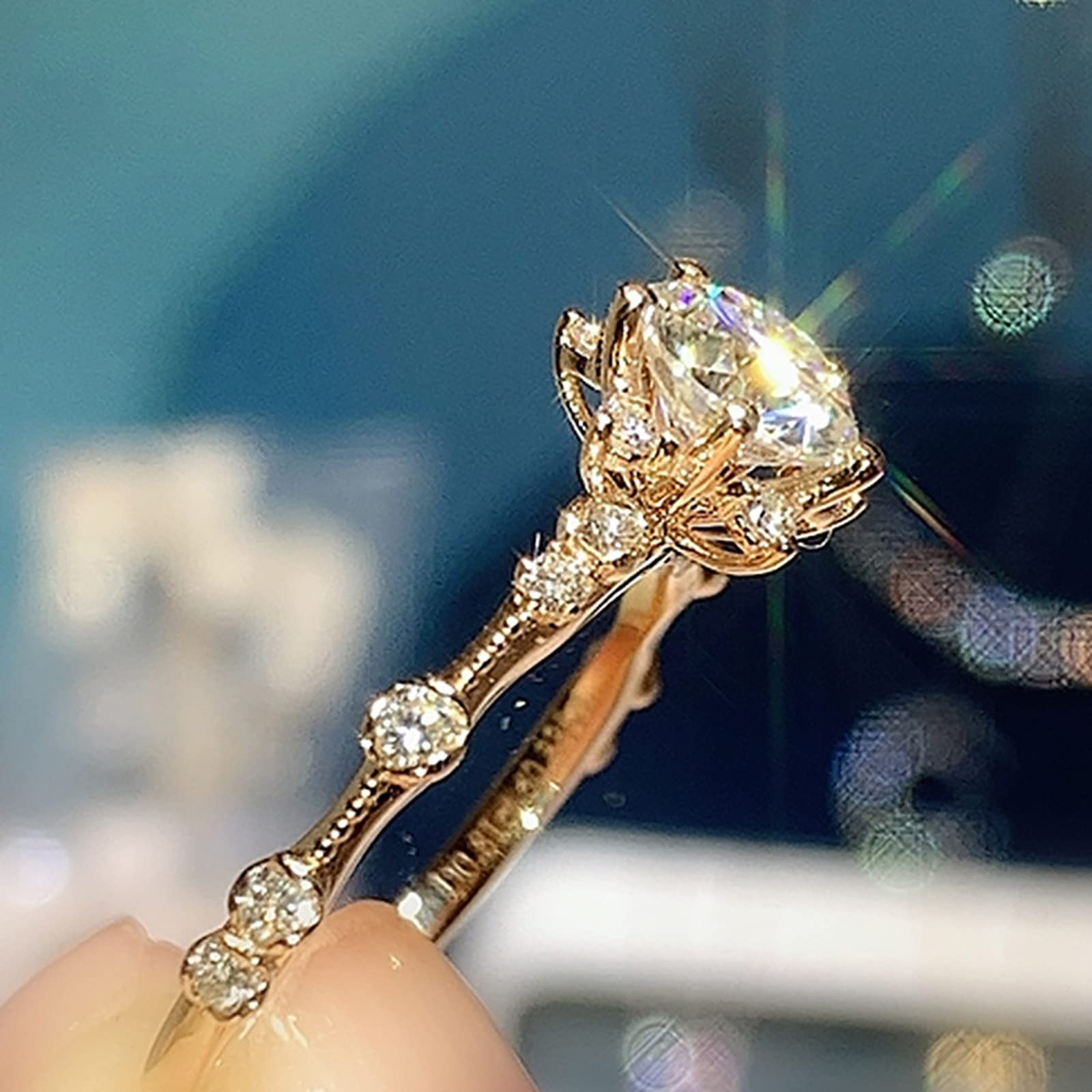 Elegant Leaf Statement Ring for Women & Men - Micro Inlaid Zircon Snowflake Open Cocktail Party Jewelry - Luxury Fashion Accessory Gift (Gold, One Size) - Perfect for Weddings, Anniversaries & Special Occasions