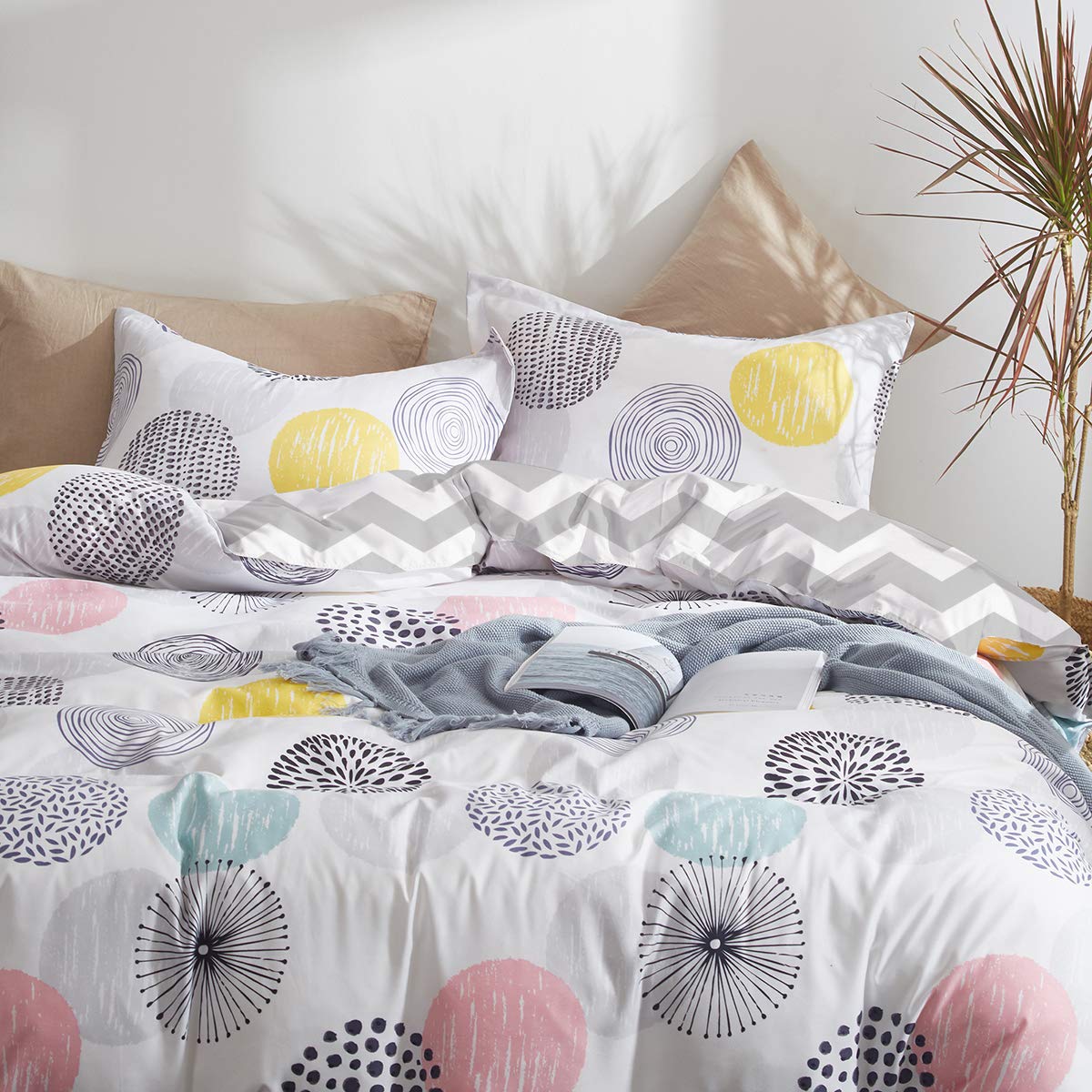 3 Piece Twin Duvet Cover Set - 1 Summer Comforter Cover & 2 Pillow Shams with Zipper Closure & Corner Ties | 800 Thread Count Soft Cotton | Pink Gray Yellow Polka Dot Design | Perfect for Teen Girls' Bedroom Decor & Dorm Room Essentials