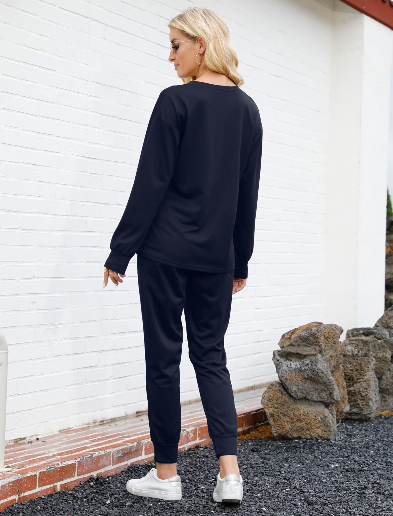Women's 2-Piece Lounge Set - Soft Travel Sweatsuit & Trendy Pajama Outfit | 2024 Fashion Loungewear for Home, Travel & Relaxation