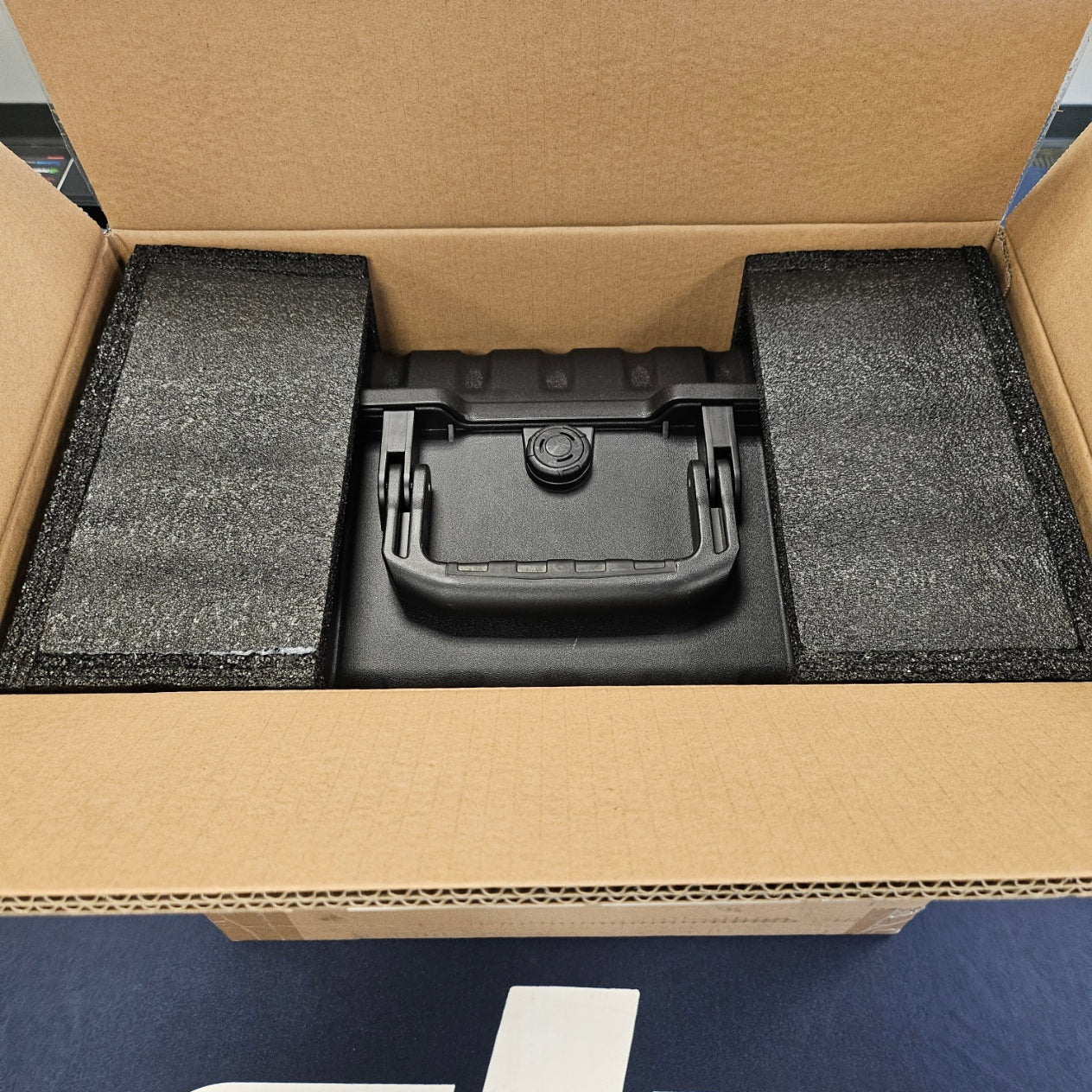 DJI Matrice 4T Drone with Thermal Imaging Camera - Professional Commercial Drone for Aerial Photography, Surveying & Inspections - Perfect for Search & Rescue, Firefighting & Industrial Applications