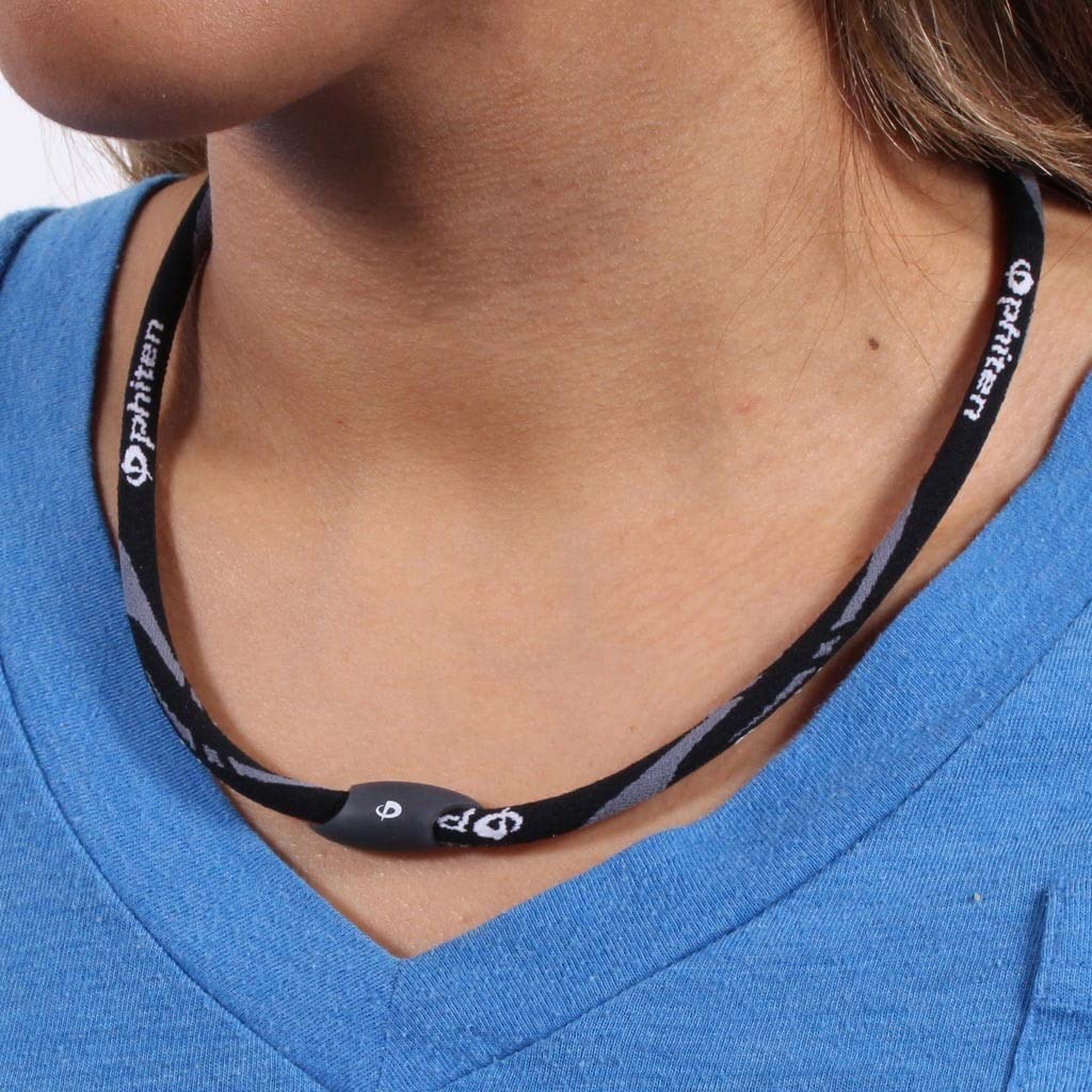 Phiten Air Titanium Necklace for Pain Relief & Stress Relief - Unisex Titanium Therapy Necklace for Sports, Work & Daily Wear